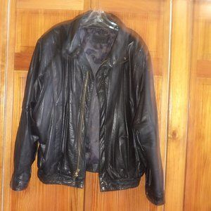 Vintage Montee black leather bomber jacket sz XL men